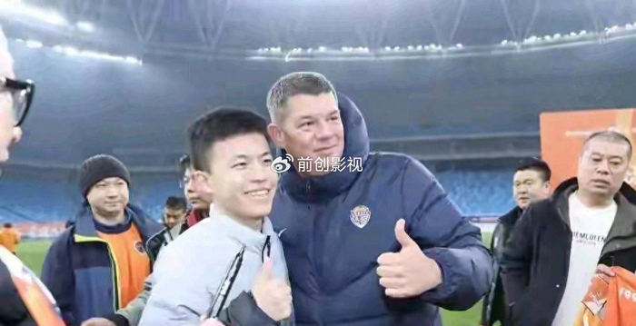 九游官网-别光喊青训！这外教真敢让17岁小孩踢中超，结果呢？|米兰-里斯蒂奇|青岛海牛|梅州客家|魏祥鑫|教练_新浪体育_新浪新闻